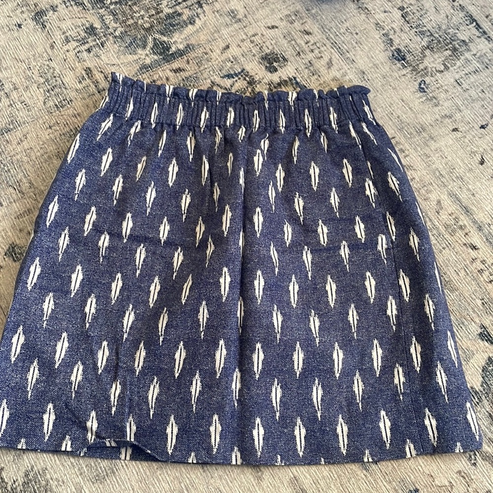 J Crew Skirt 💙🤍